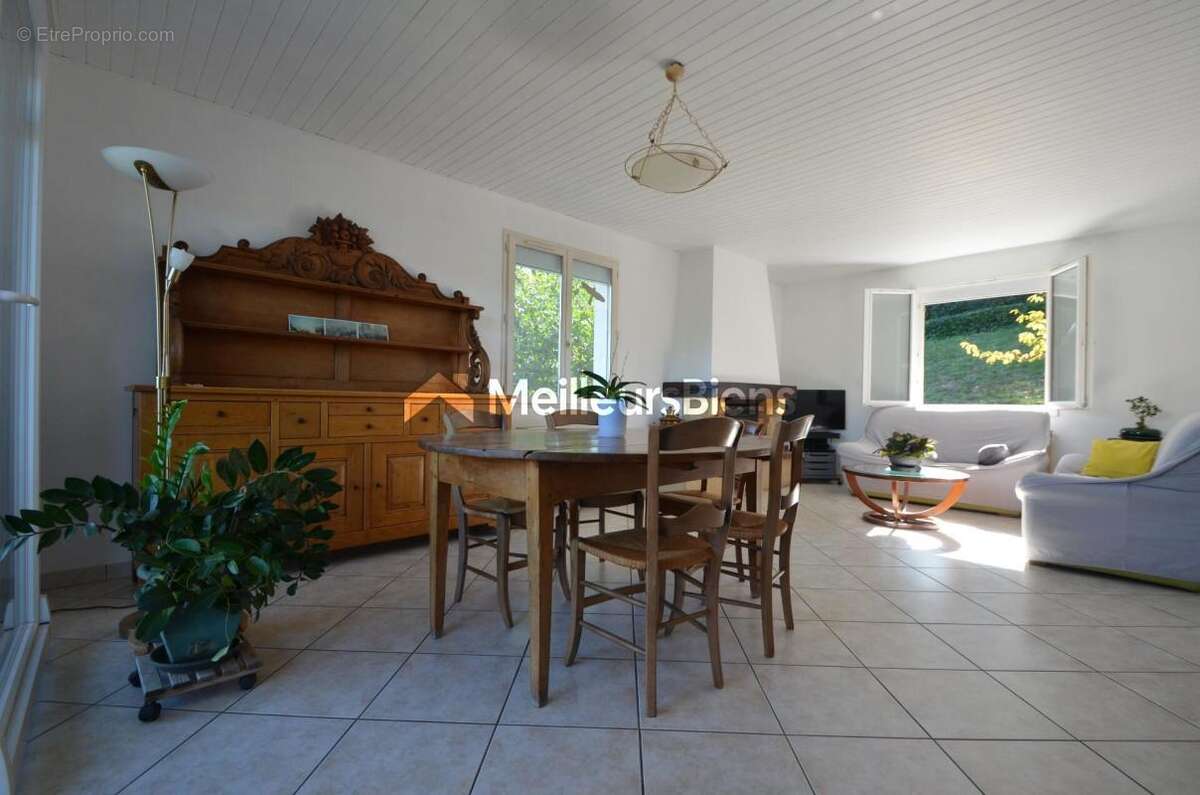 Maison à CALUIRE-ET-CUIRE