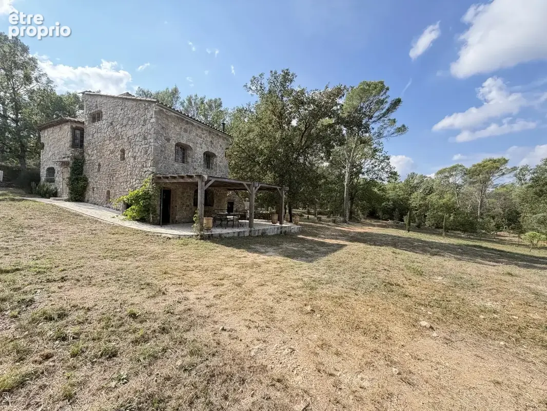 Callas – propriété en pierre sur 3,2 hectares – calme absolu - photo 29