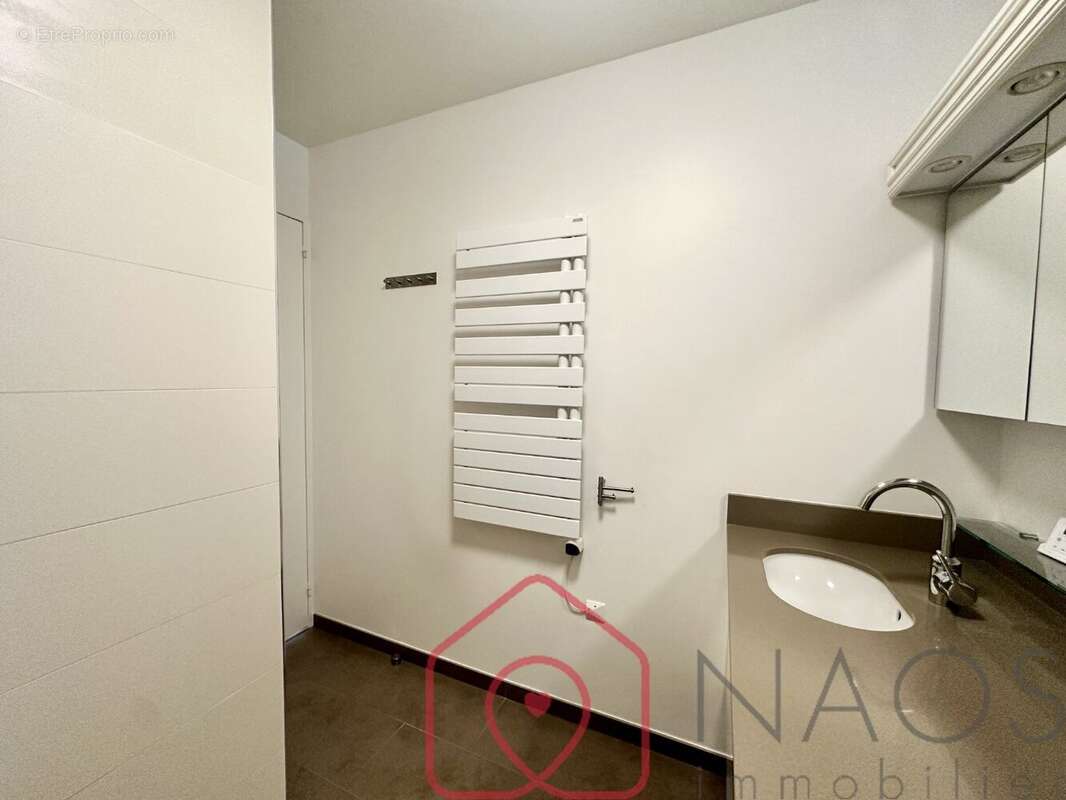 Appartement à LE PLESSIS-ROBINSON