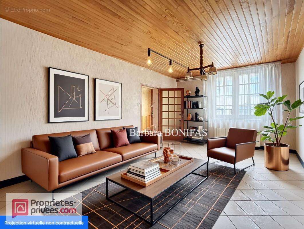 Maison à SAINT-SULPICE