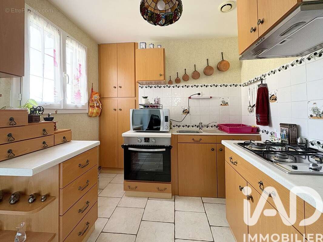 Maison 104 m² à Sommecaise  - photo 5