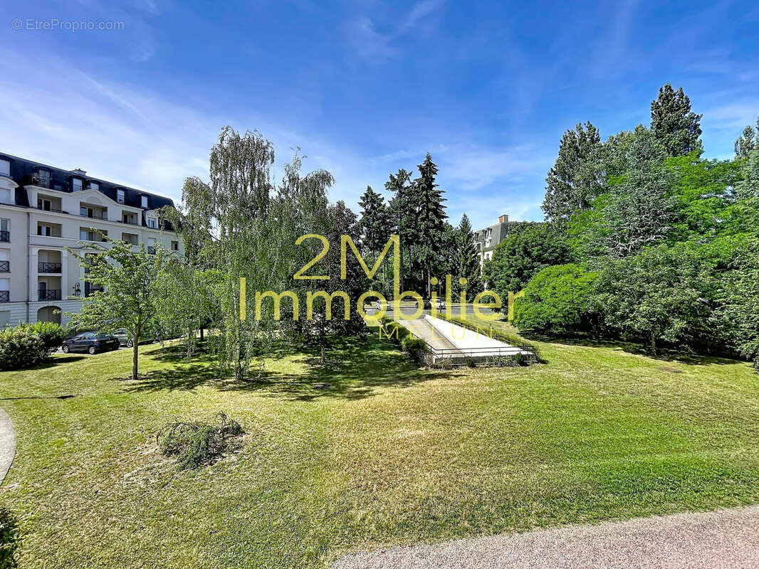 Appartement à DAMMARIE-LES-LYS