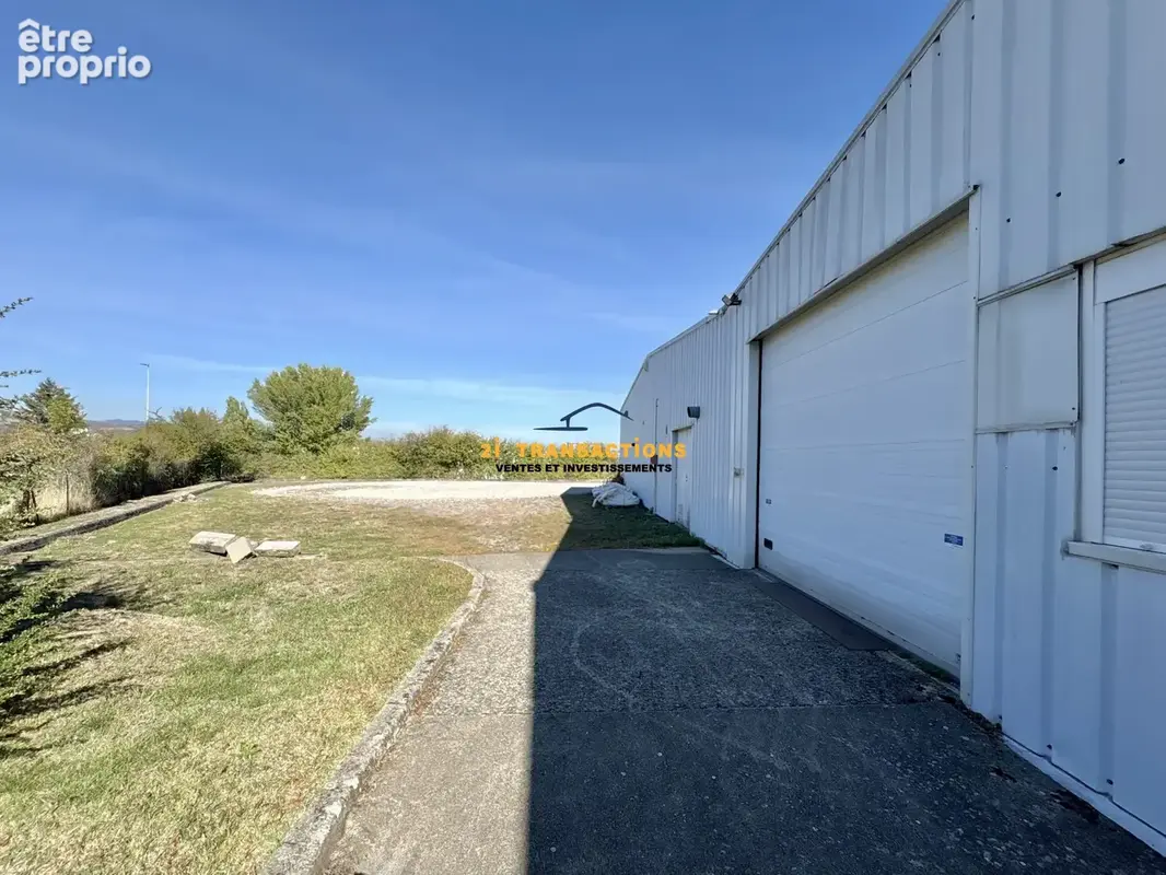 Commerce 478 m² à vendre à Saint-Chamond (42400) - photo 5