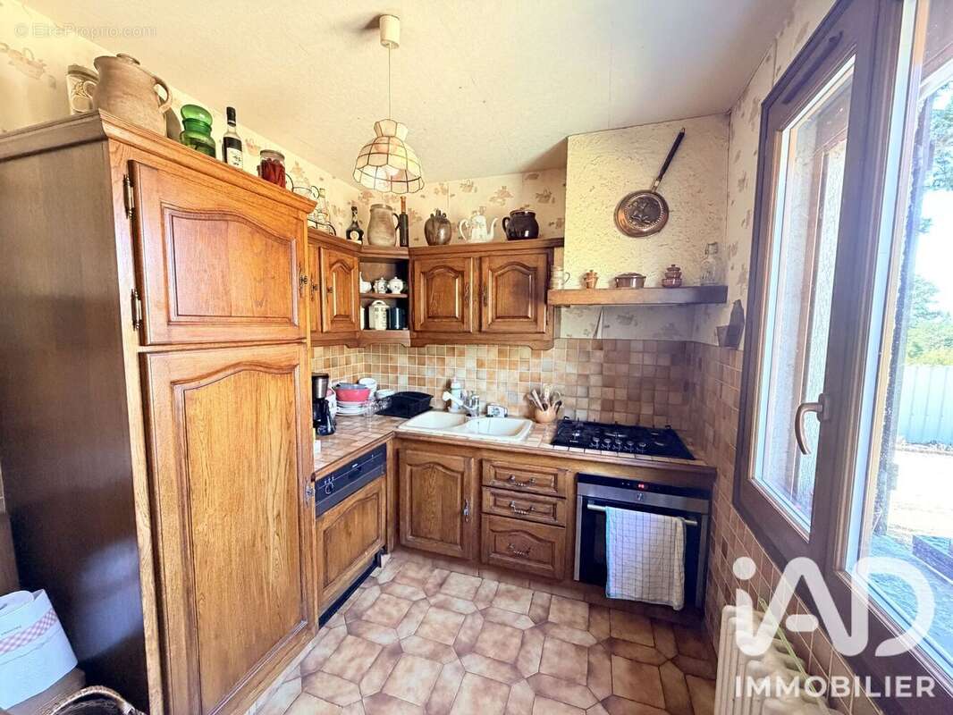 Maison 146 m² à Dammarie-Sur-Loing  - photo 8