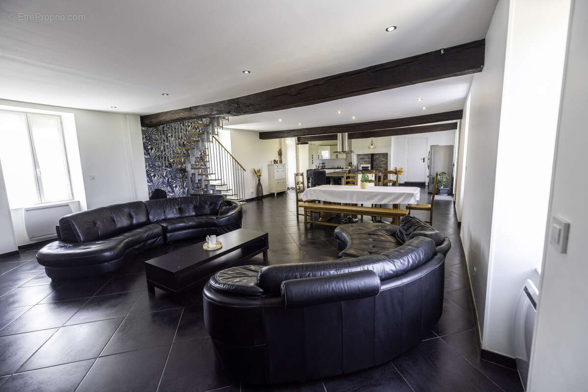 Maison à SERMOISE-SUR-LOIRE