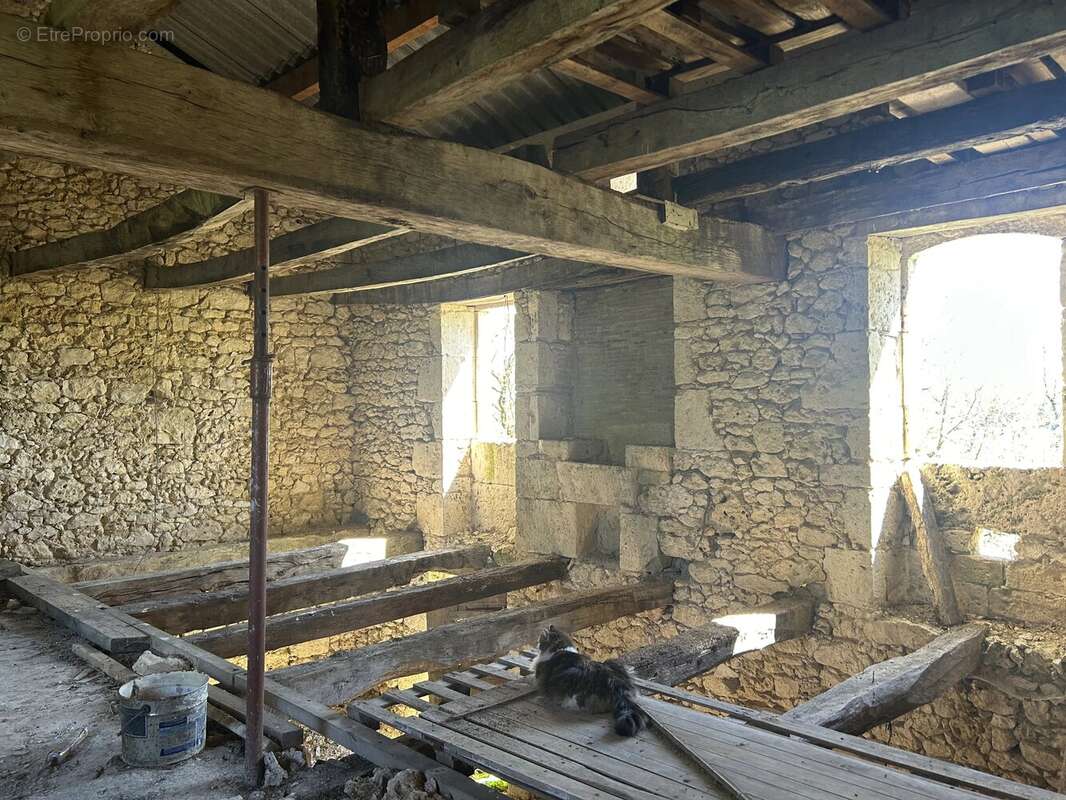 Maison à LACOUR