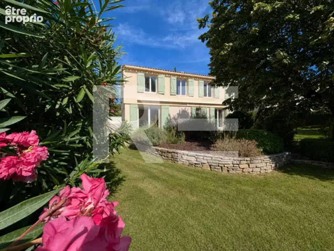 Maison à COMBAS