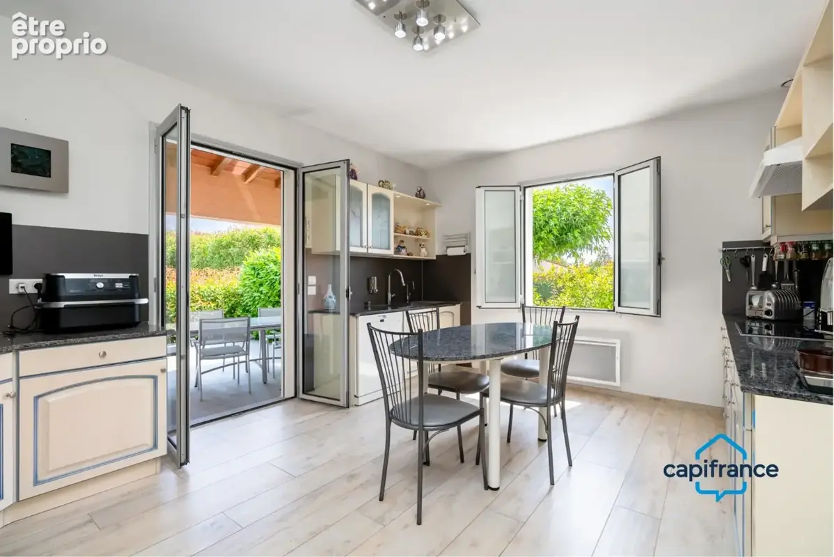 Juvignac – villa 6 pièces de plain-pied – 168,86 m² – piscine chauffée – véranda chauffée – sous-sol d’environ 160 m² - photo 11