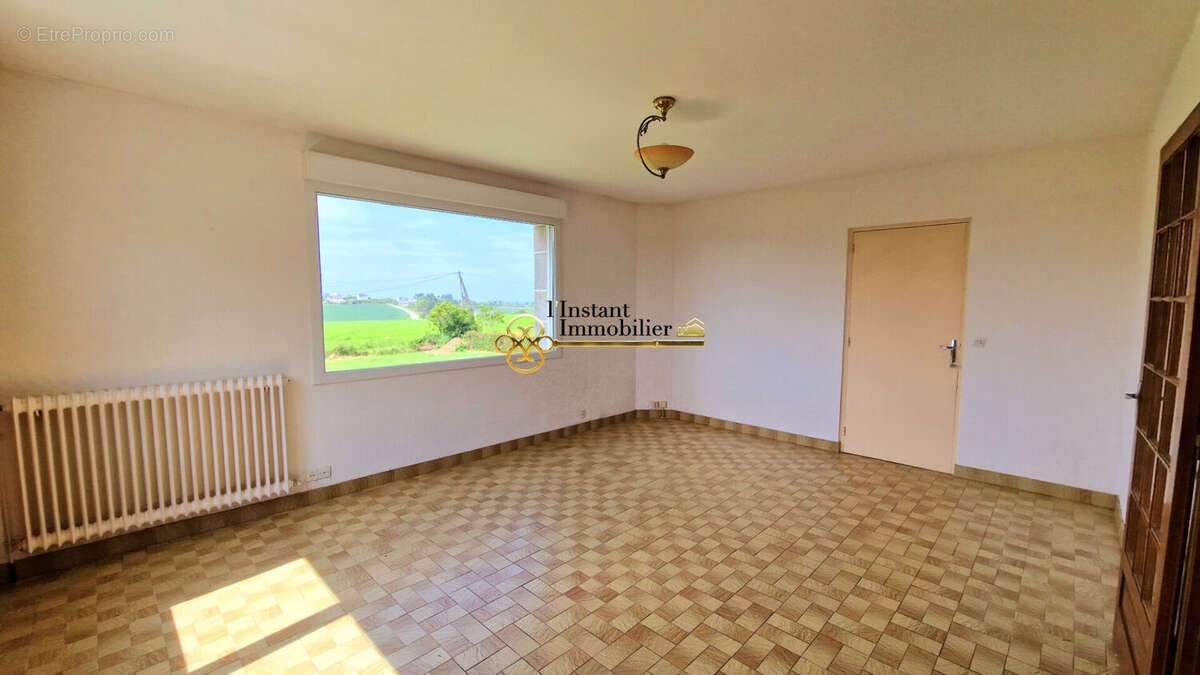 Maison à PLOUGASNOU