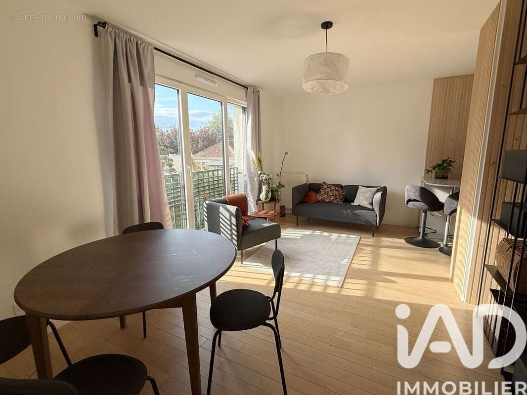 Photo 2 - Appartement à SCEAUX