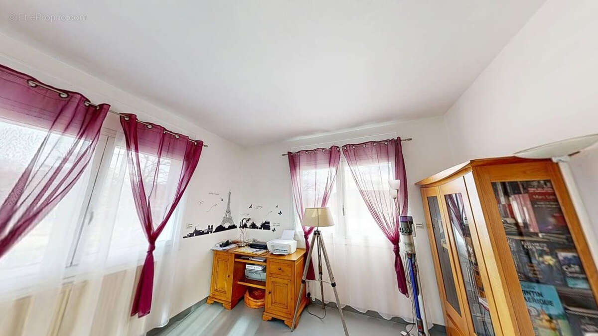 Maison à LES AVENIERES