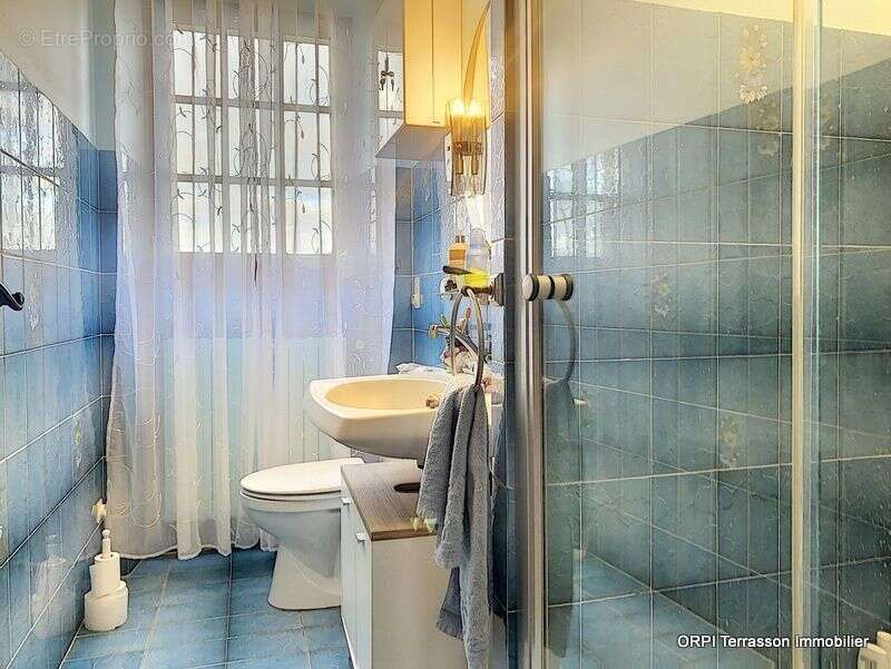 Maison à SALIGNAC-EYVIGUES