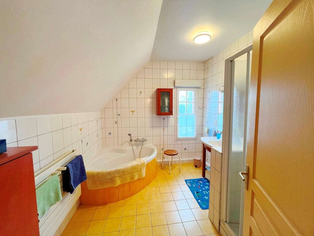 Maison à FONTAINEBLEAU