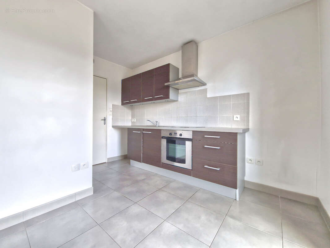 Appartement recent de type 3 de standing, vue Erdre, Secteur Saint-Félix, 44000 Nantes - photo 6