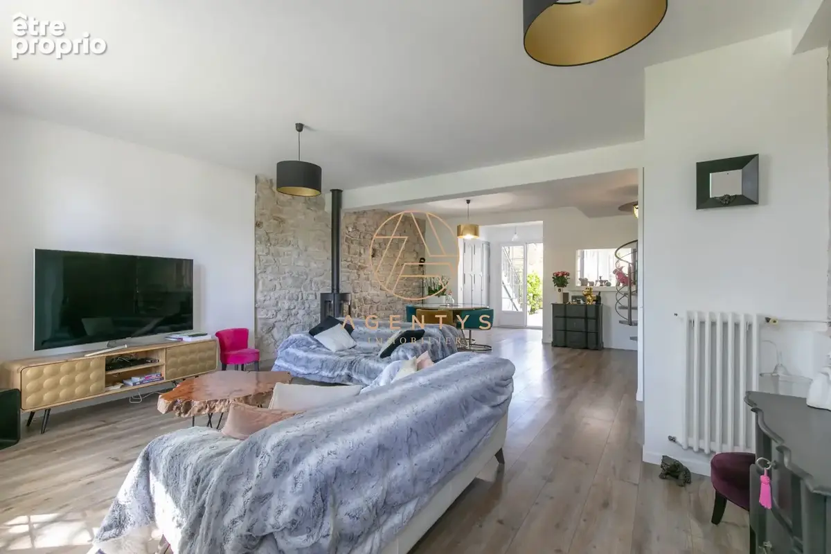 Maison 6 pièces 149 m² à vendre à Saint-Maur-Des-Fosses (94100) - photo 7