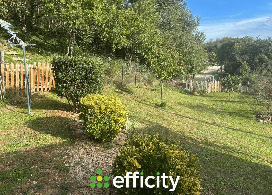 Maison à ANNOISIN-CHATELANS