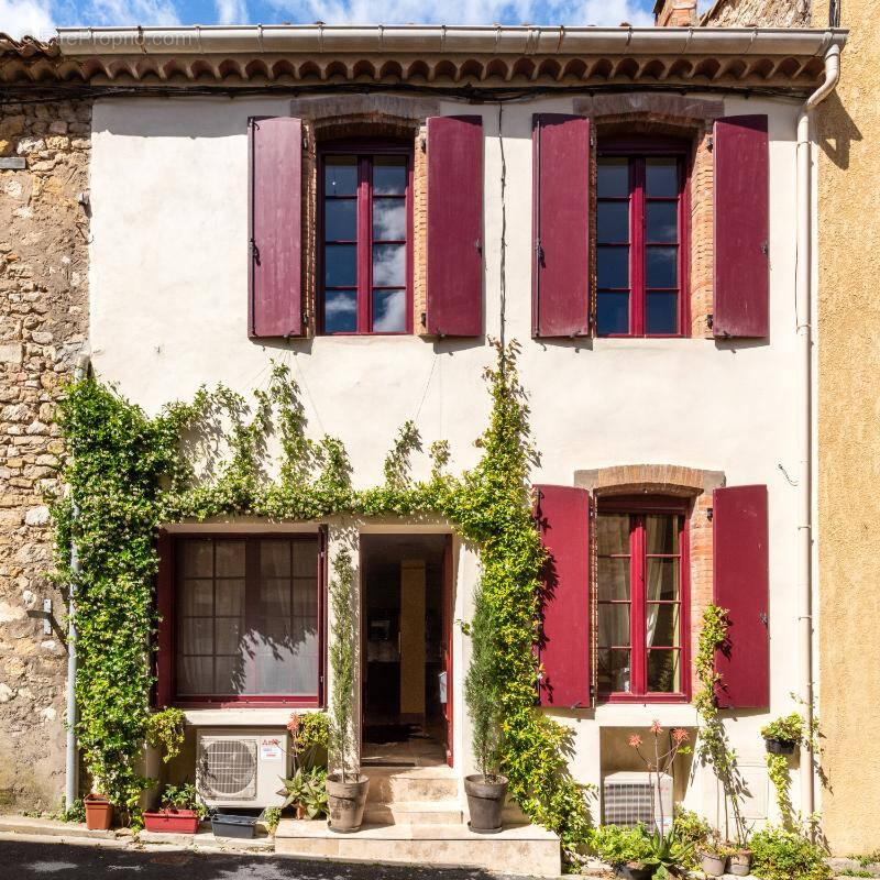 Maison à FLEURY