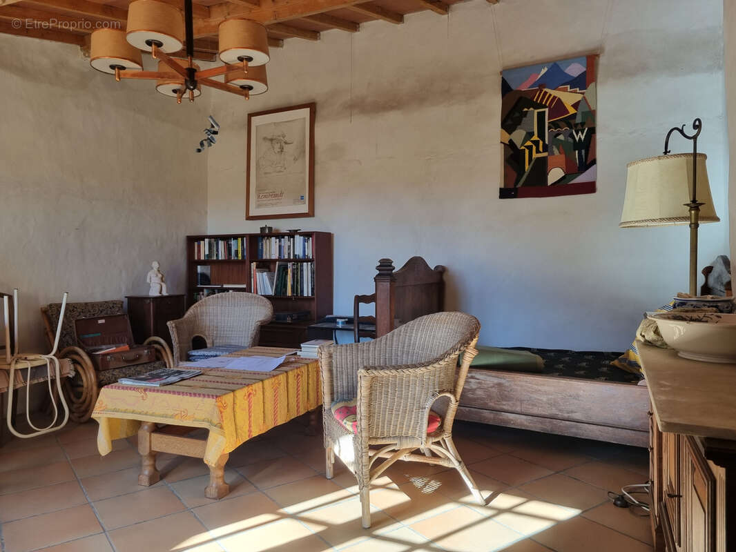 Maison à PARAZA