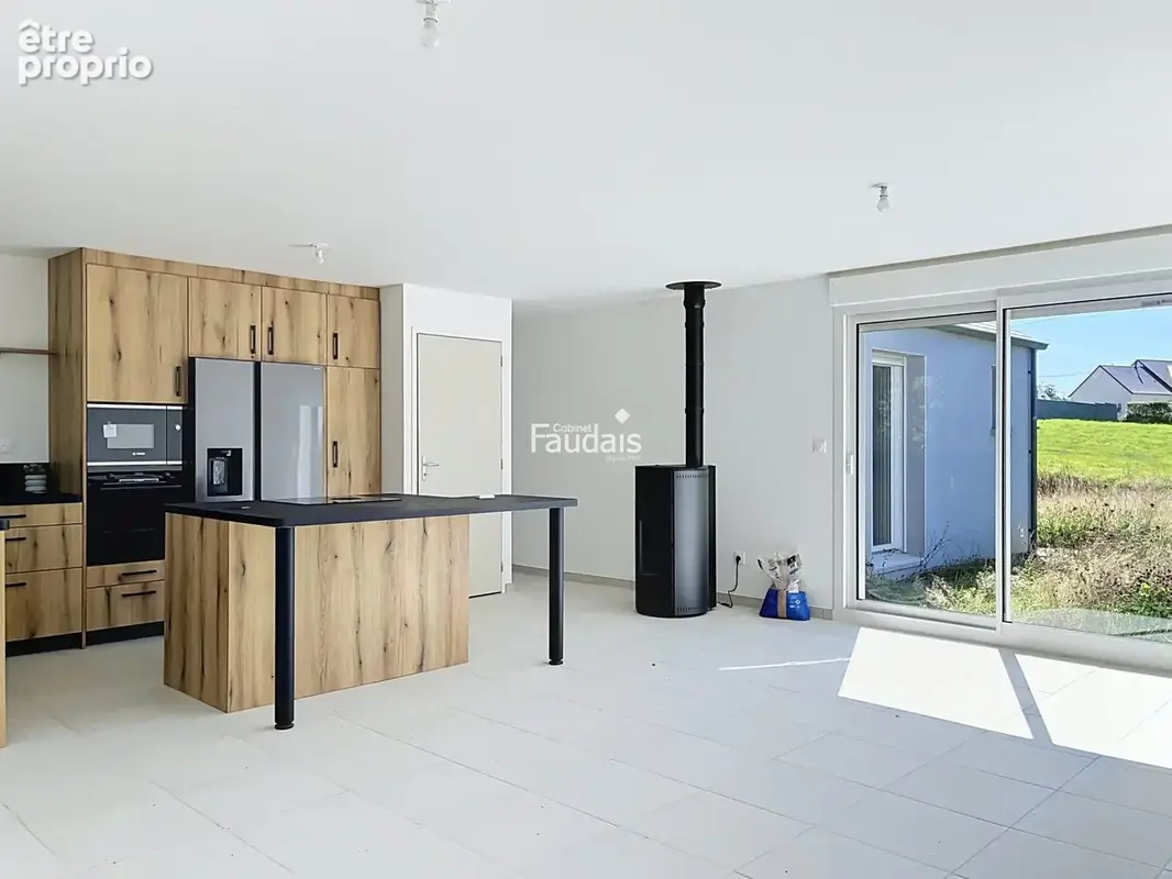 Maison 4 pièces 85 m² à vendre à Saint-Sauveur-Lendelin (50490) - photo 2