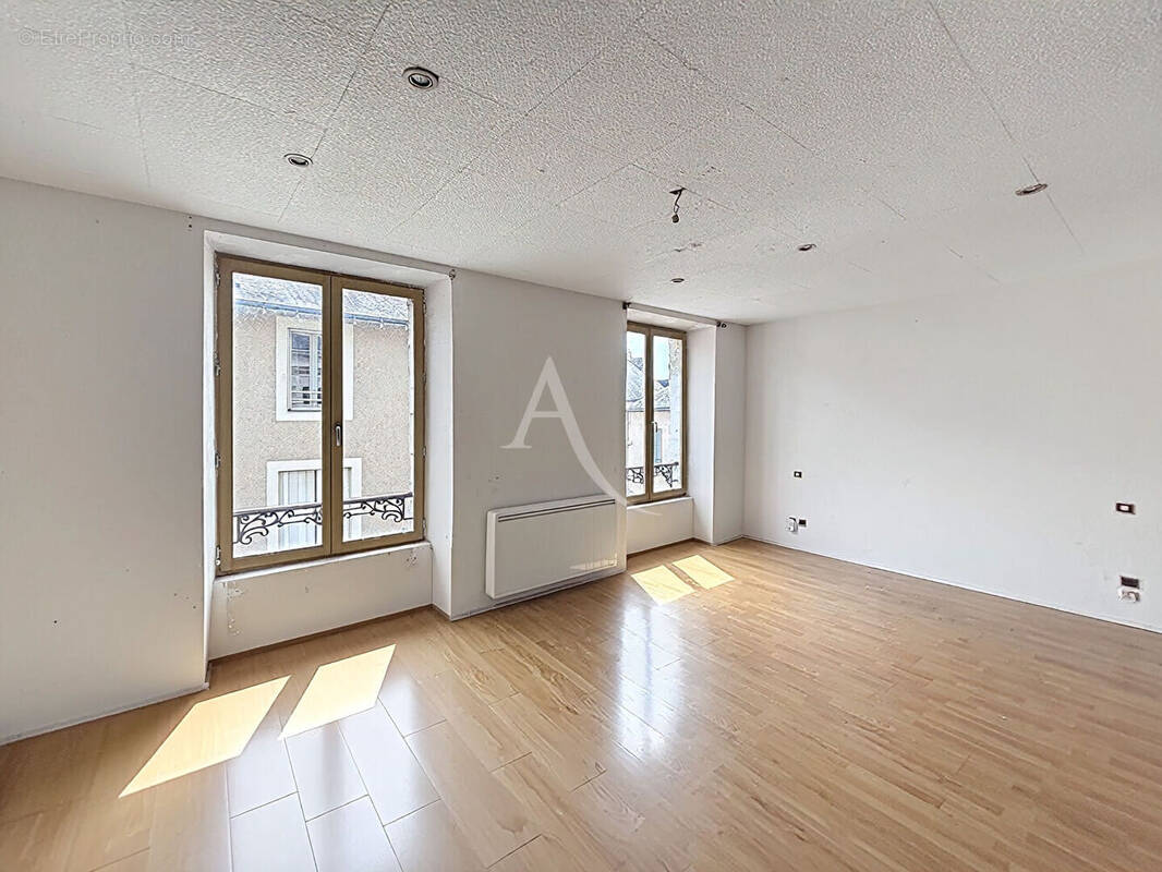 Appartement à CHATEAU-GONTIER