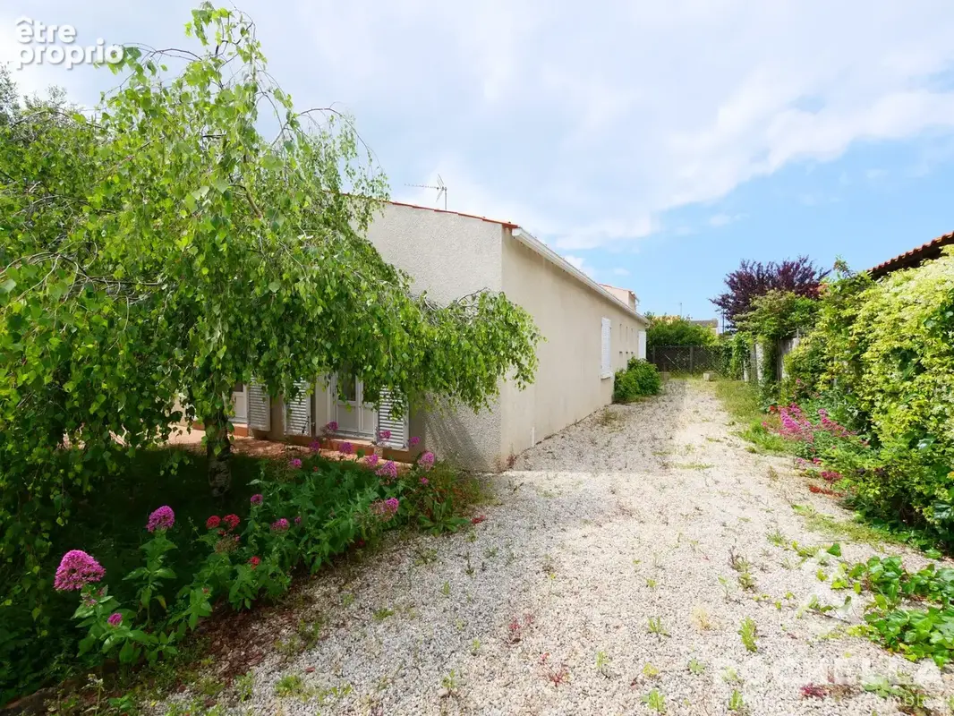 Maison 150 m² à L'houmeau  - photo 2