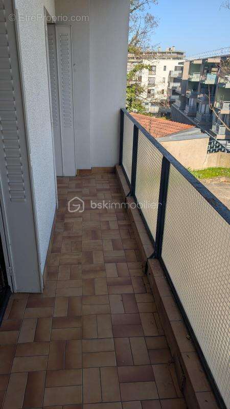 Appartement T3 - Avenue de Royat - photo 12