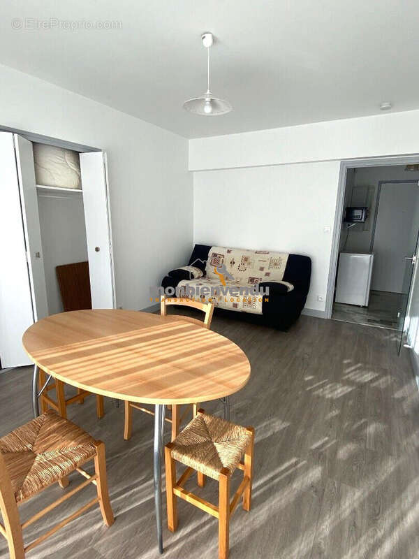 Appartement 27 m² à Aurillac  - photo 2