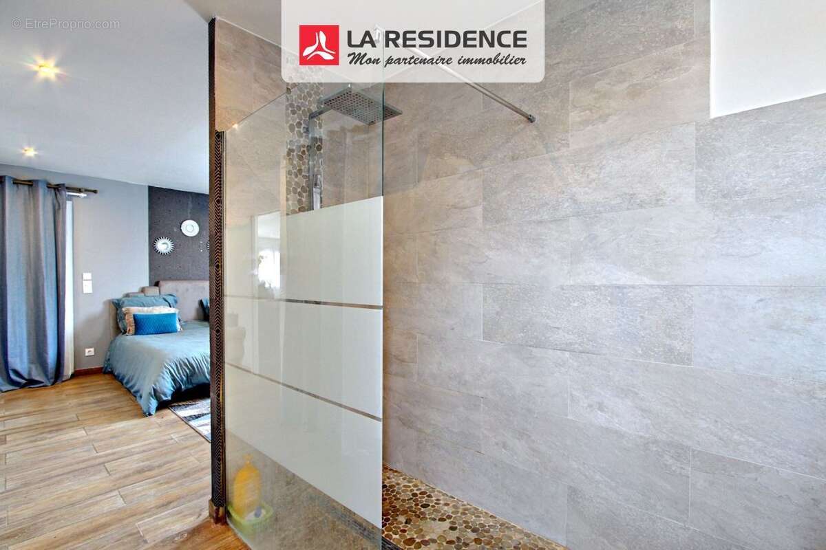 Maison 154 m² à Courcelles-Sur-Seine  - photo 6