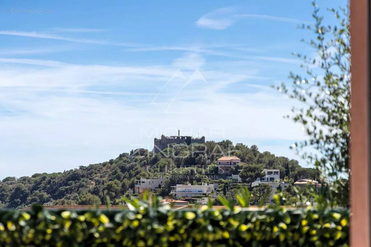Appartement à VILLEFRANCHE-SUR-MER