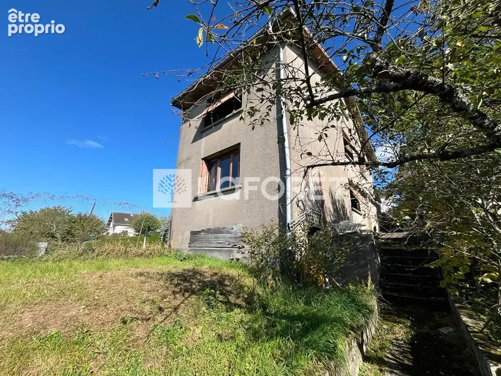 Maison à NEUFCHATEAU