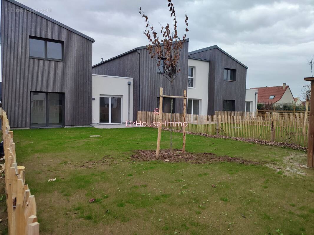 Maison à MONDEVILLE