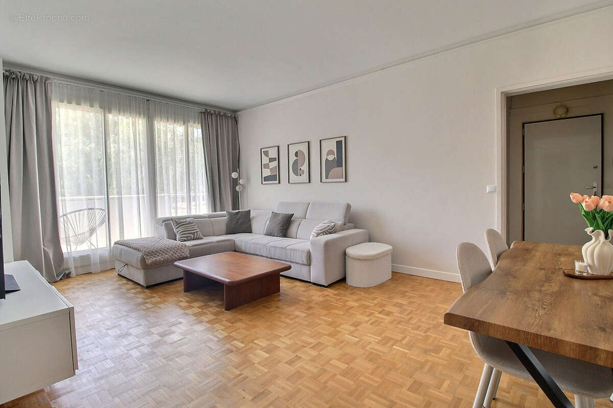 Appartement à VAUCRESSON
