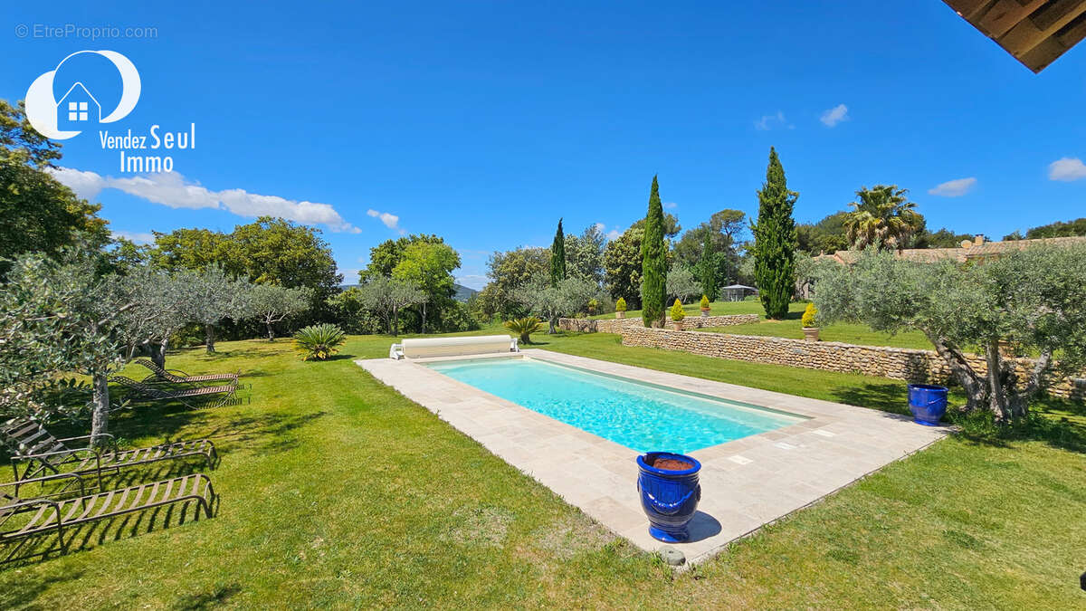 Maison à VAISON-LA-ROMAINE