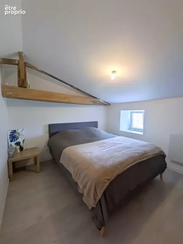 Maison en pierre rénovée – 208 m² – 5 chambres – vie de plain-pied – terrain 1 000 m² – a 8 minutes de saint-maixent - photo 7