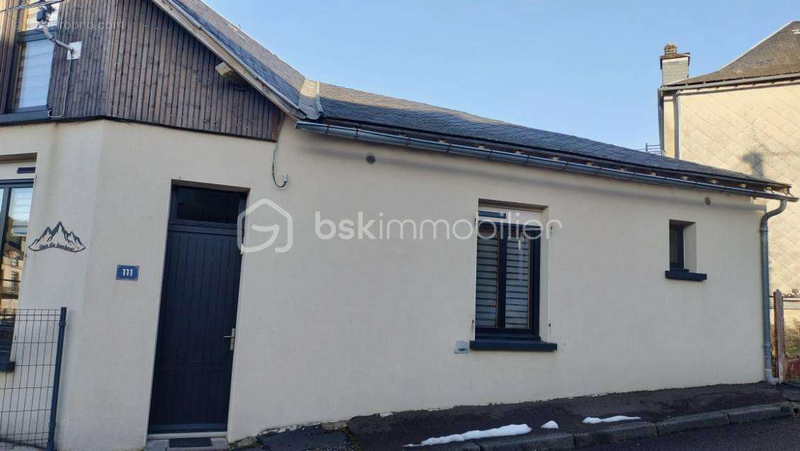 Maison à LA BOURBOULE