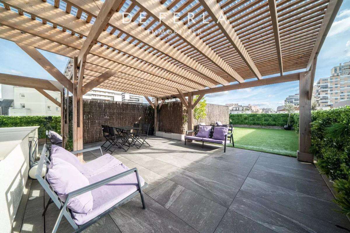 Appartement à PARIS-19E