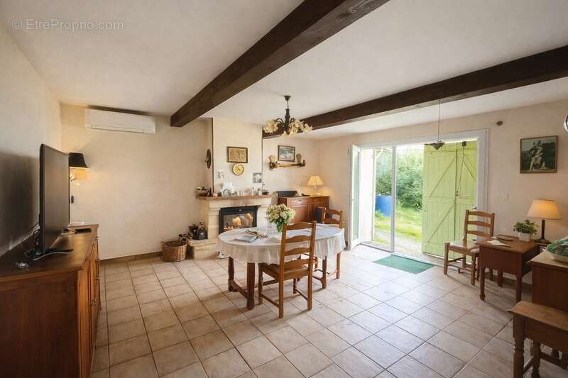 Maison à SAINT-SAUVEUR