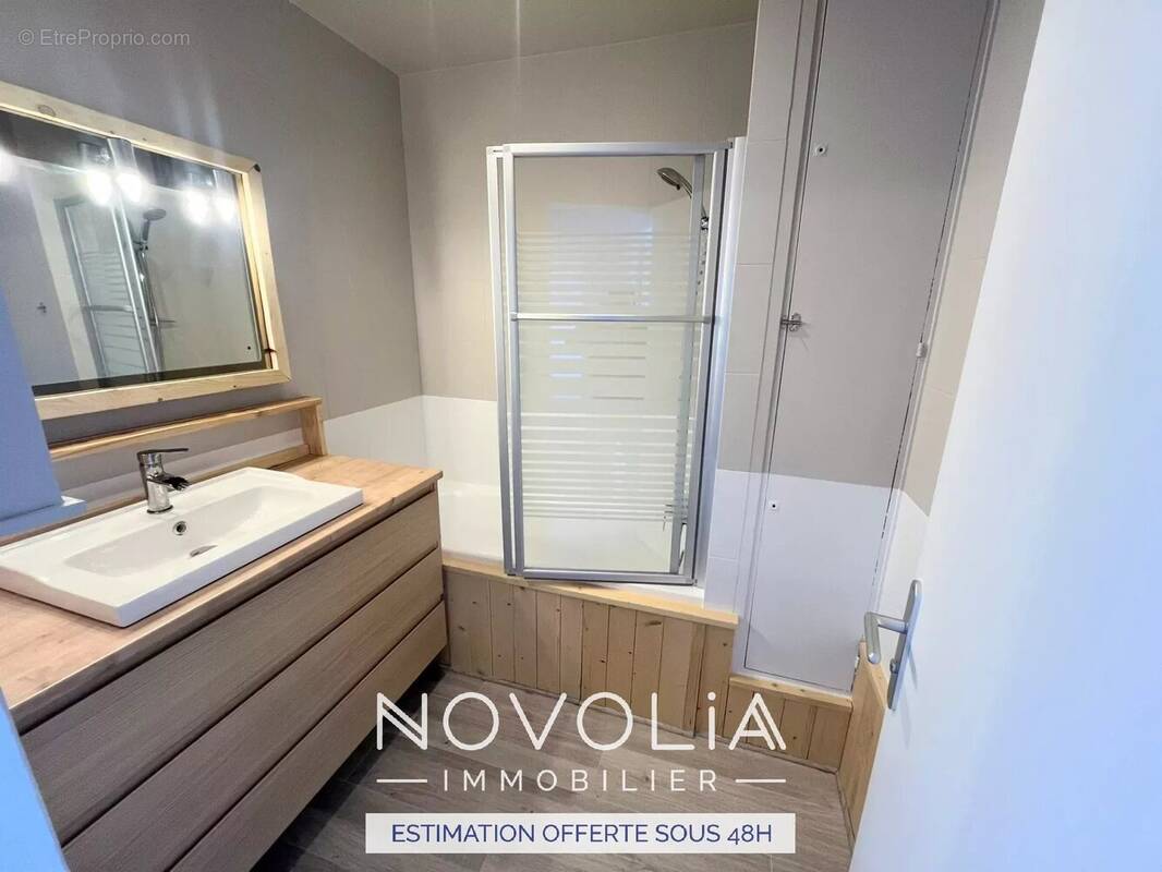 Appartement à RILLIEUX-LA-PAPE