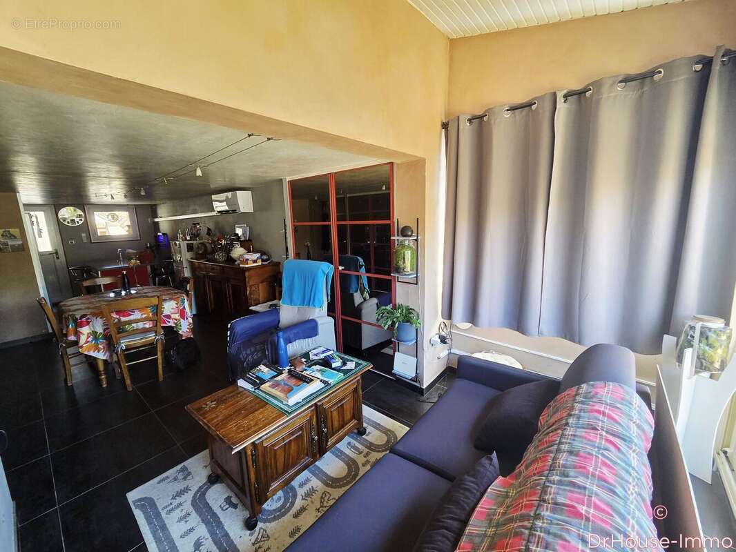 Maison 109 m² à Fleury  - photo 17