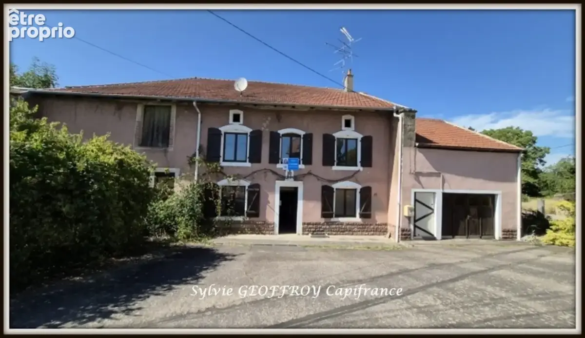 Maison à PEXONNE
