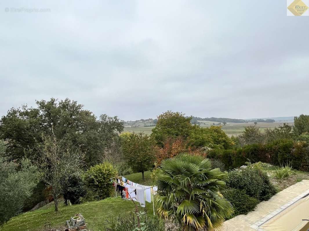 Maison à VICQ-SUR-GARTEMPE