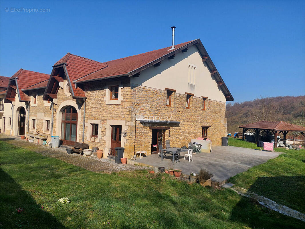 Appartement à LONGUYON