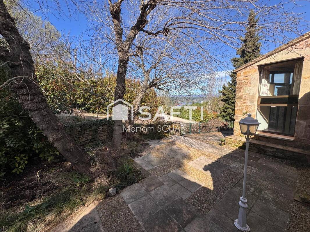 Photo 1 - Maison à CLERMONT-L'HERAULT