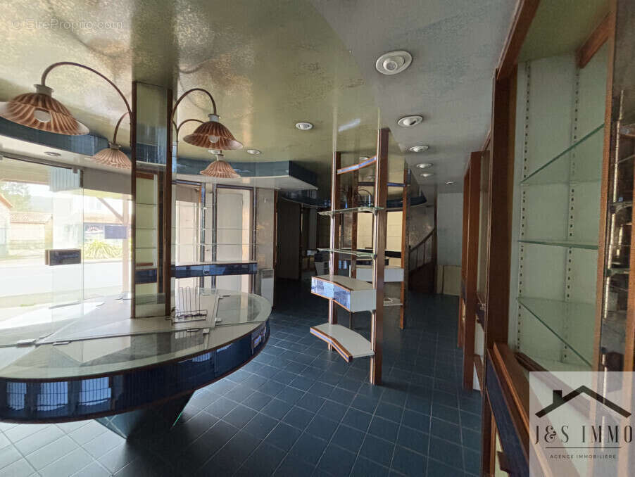 Maison à CHASSENEUIL-SUR-BONNIEURE