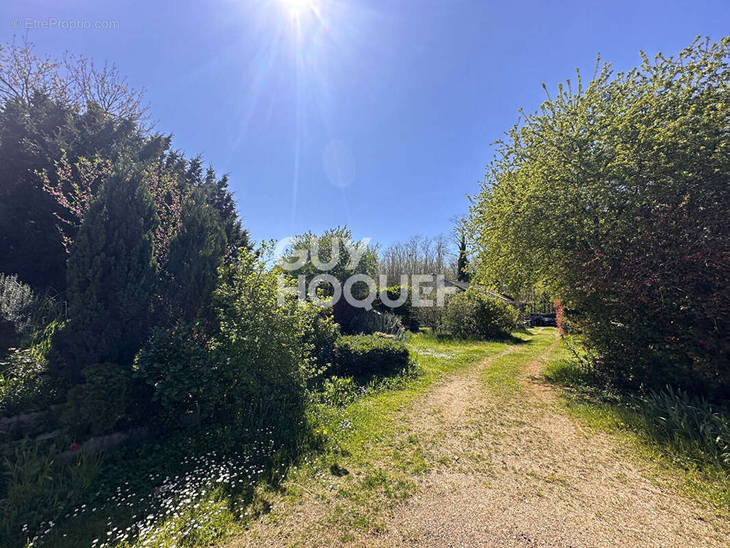 Maison à MARIGNY-BRIZAY