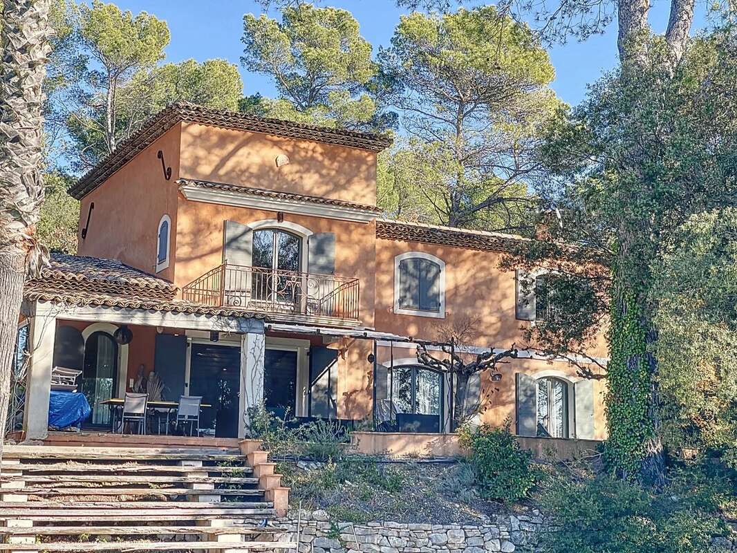 Maison à TRANS-EN-PROVENCE