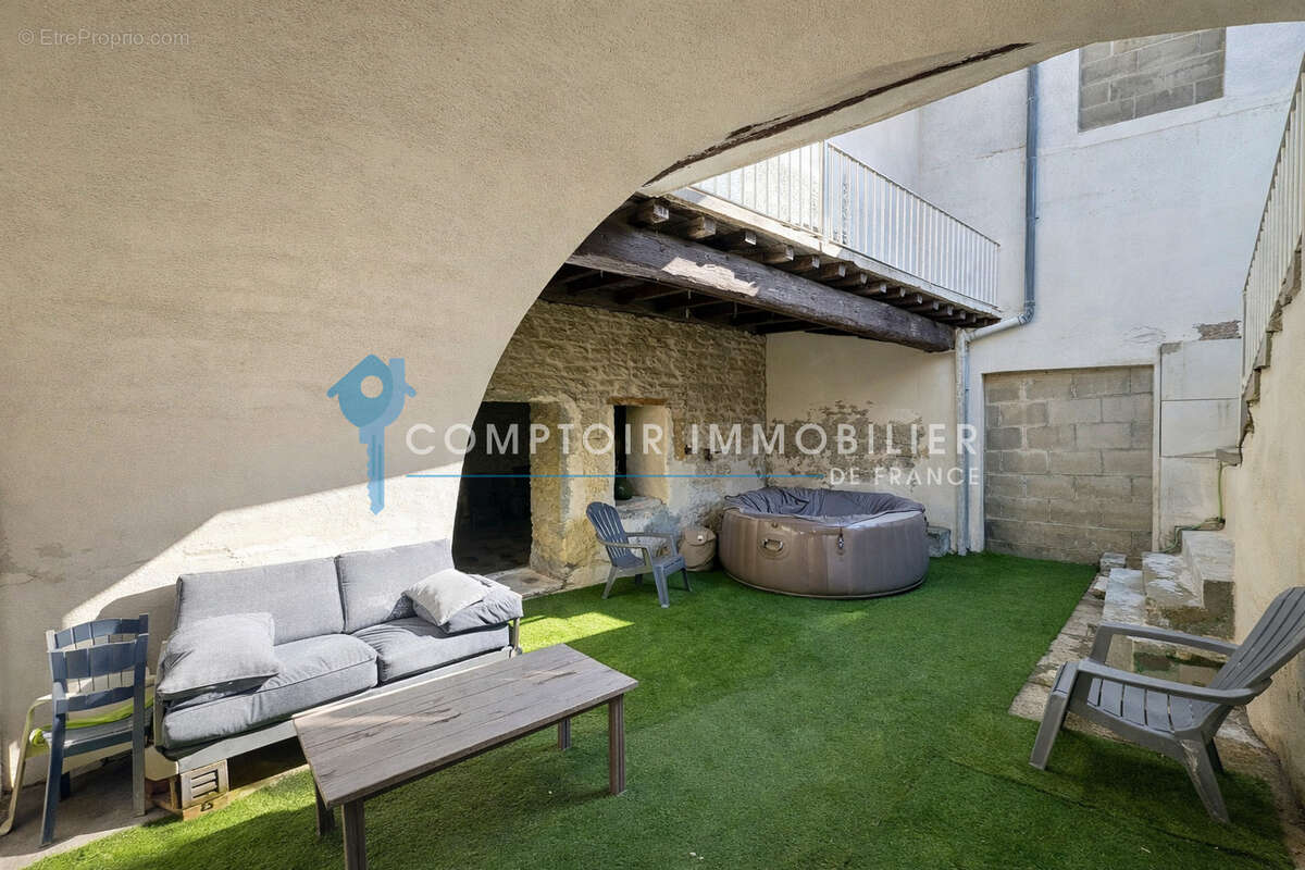 Maison à AIGUES-VIVES