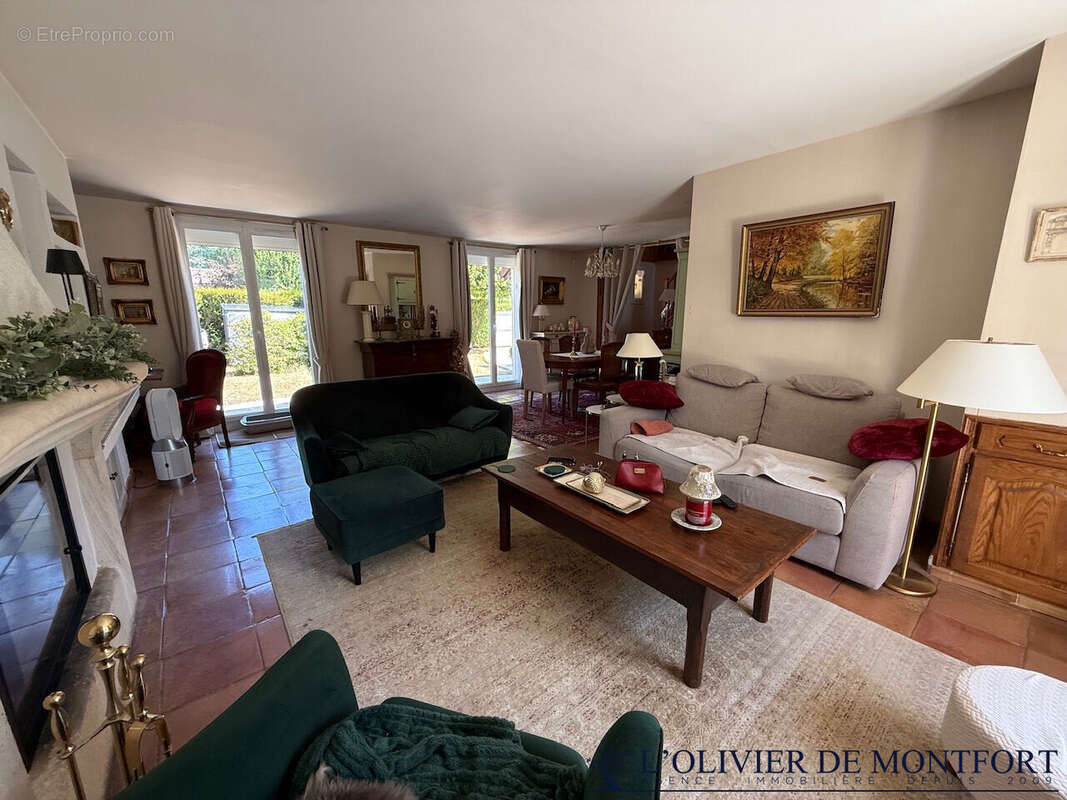 Maison individuelle Les Essarts Le Roi  de 139 m² au sol - photo 6
