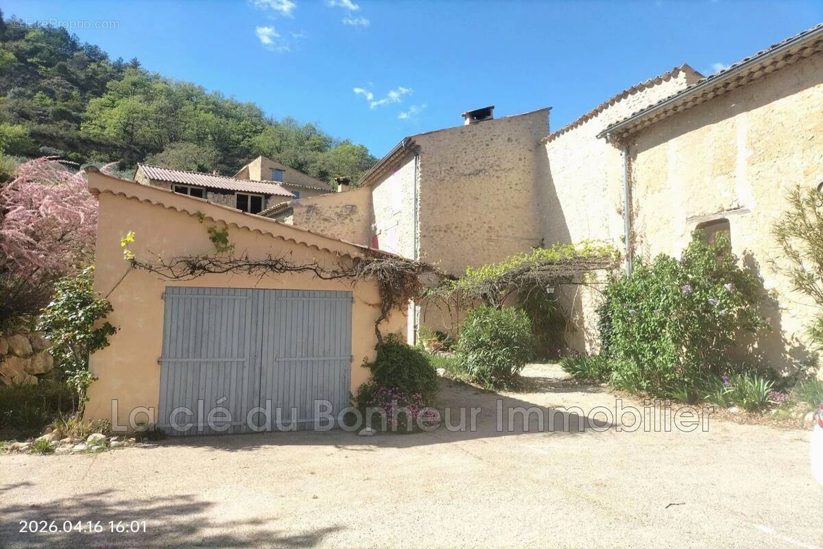 Maison à SAINT-JEANNET