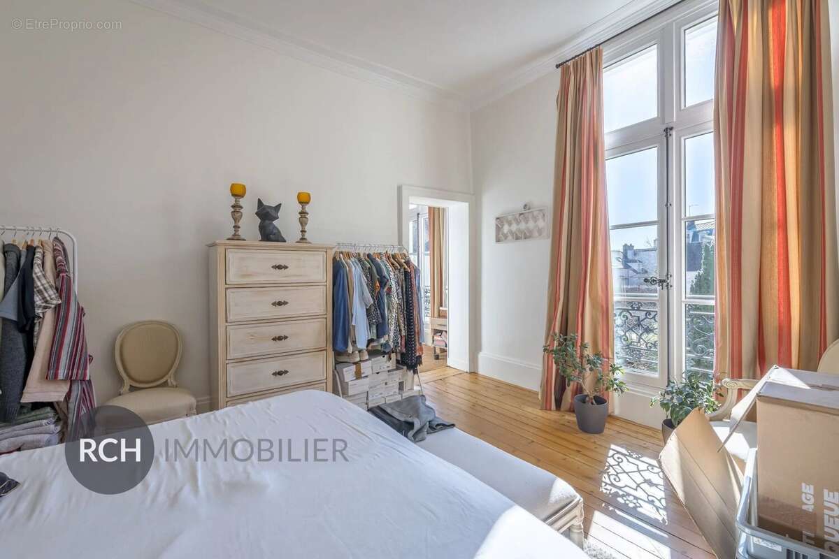 Maison à MONTFORT-L'AMAURY